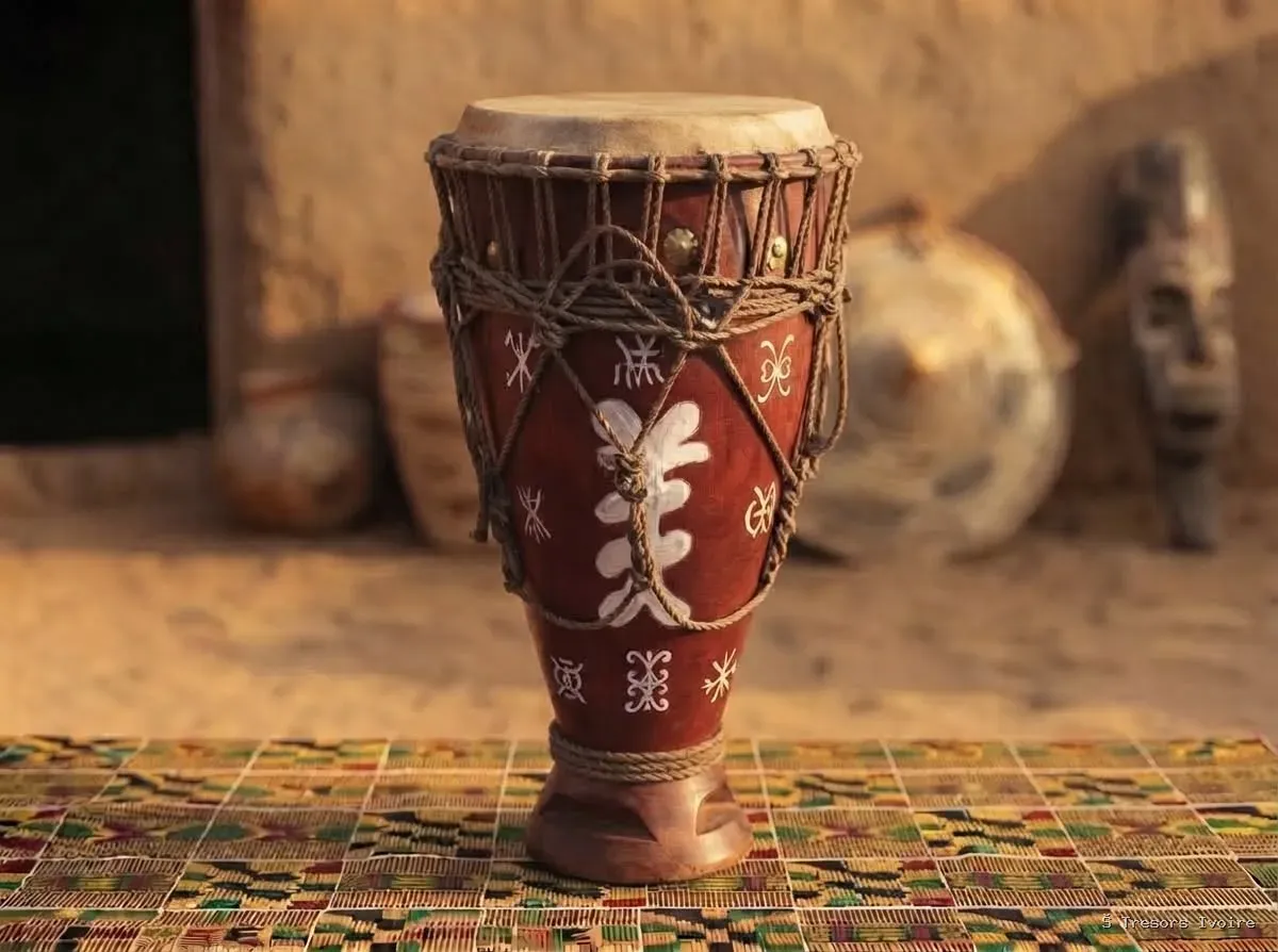 ABISSA : NGOU-HOWAA, LE SOUFFLE NOURRICIER DE LA TERRE-MÈRE